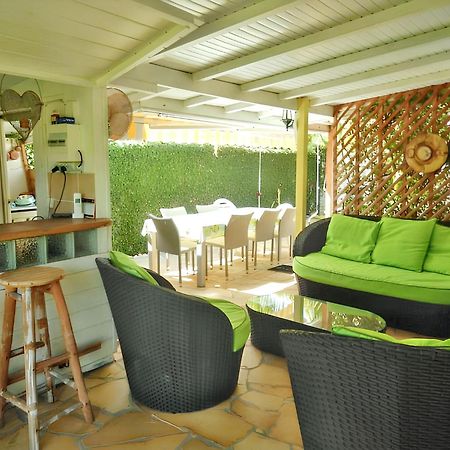 Chalet d'une chambre a Le Vauclin a 150 m de la plage avec piscine privee jardin clos et wifi Extérieur photo