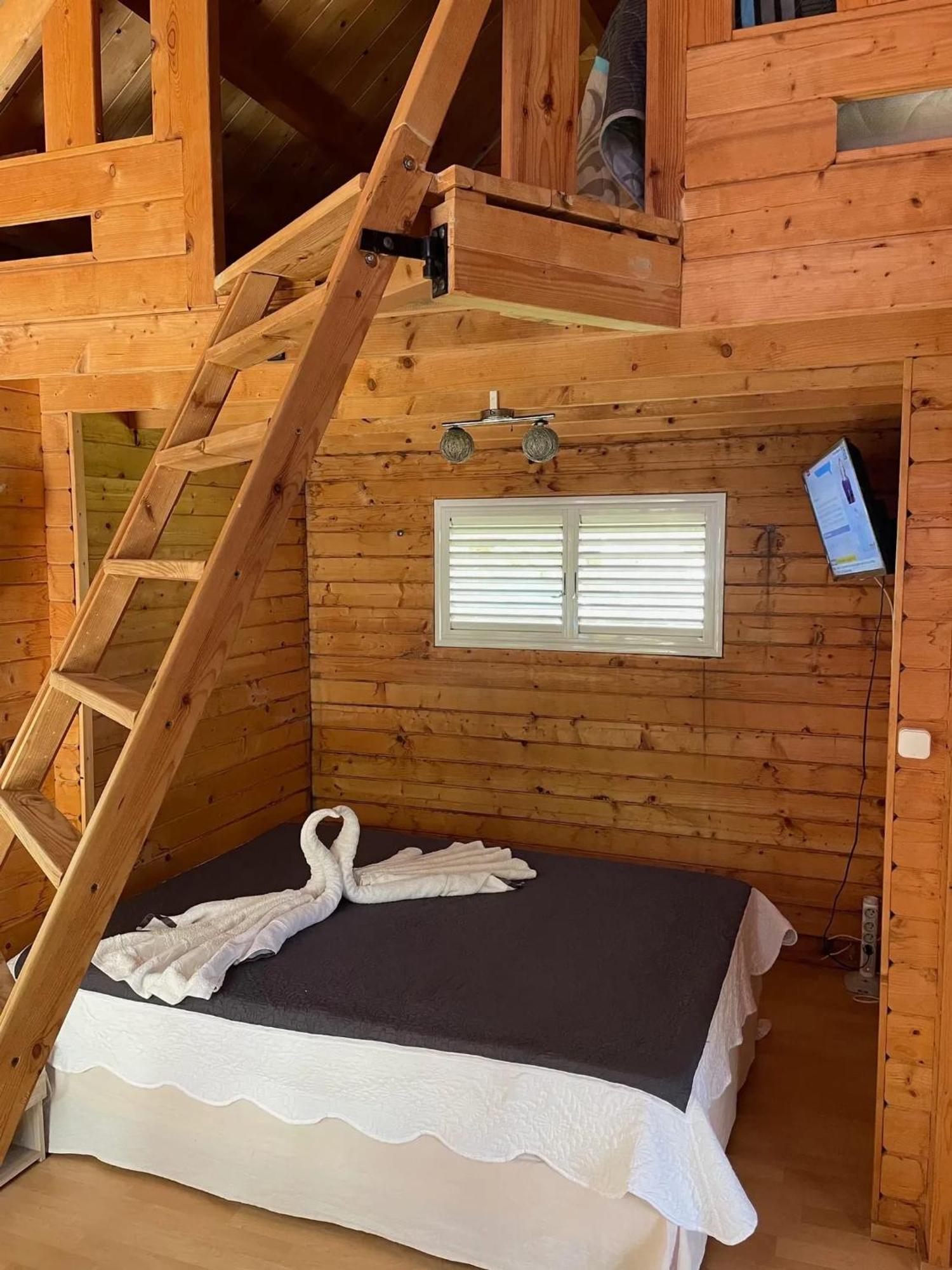 Chalet d'une chambre a Le Vauclin a 150 m de la plage avec piscine privee jardin clos et wifi Extérieur photo